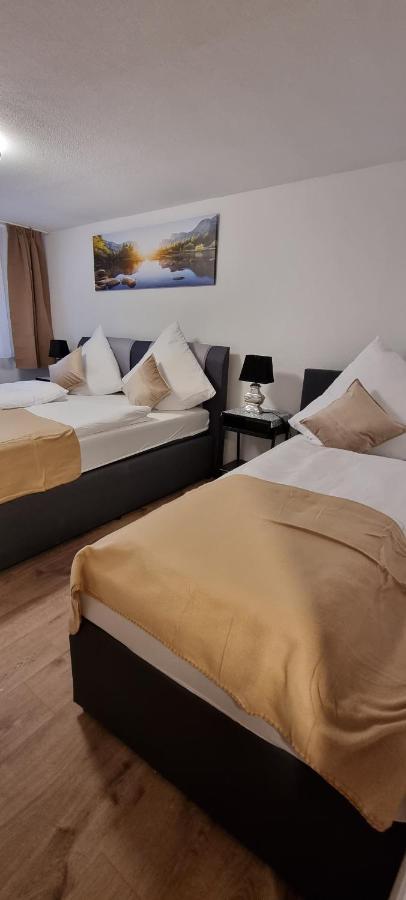 טריברג Waterfalls Apartment 3 מראה חיצוני תמונה